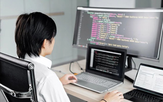 涉县 ,php声明和调用变量的符号是什么？